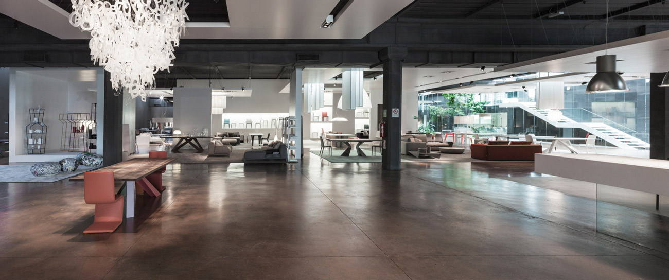 02. Show Room Aziendale - Bonaldo
